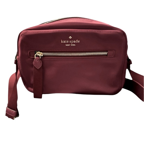 kate spade Handbags - Kate Spade Canvas crossbody bag
